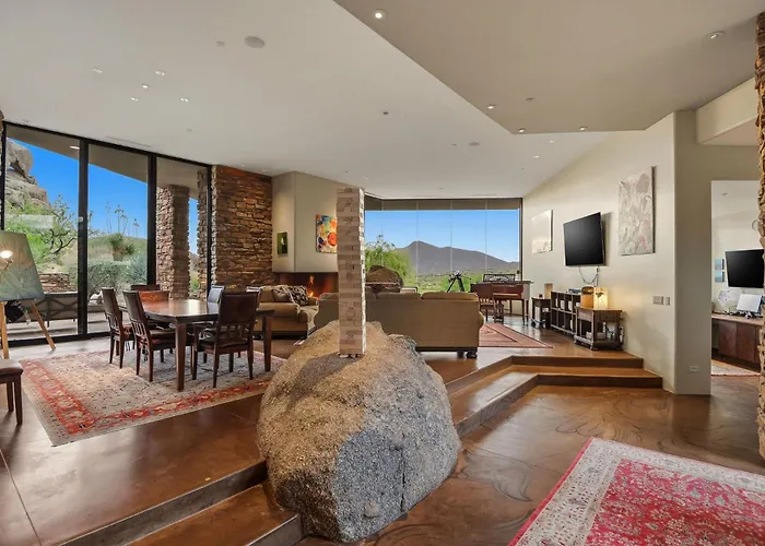 Family 4br Oasis With Pool And Modern Living Dom wakacyjny Scottsdale