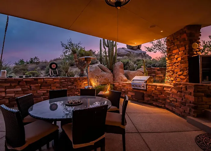 Family 4br Oasis With Pool And Modern Living Dom wakacyjny *
