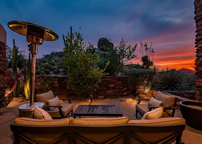 Family 4br Oasis With Pool And Modern Living Dom wakacyjny Scottsdale