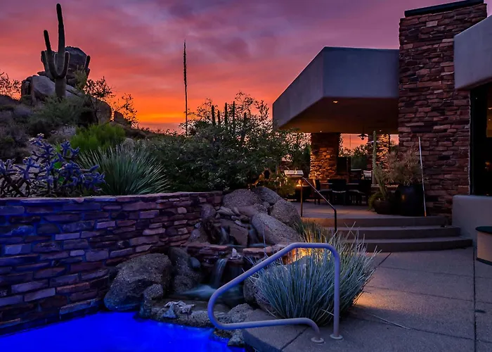 Dom wakacyjny Family 4br Oasis With Pool And Modern Living