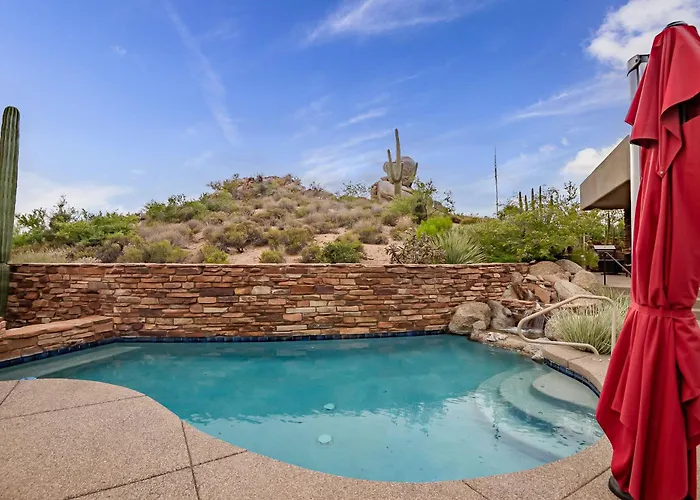 Dom wakacyjny Family 4br Oasis With Pool And Modern Living