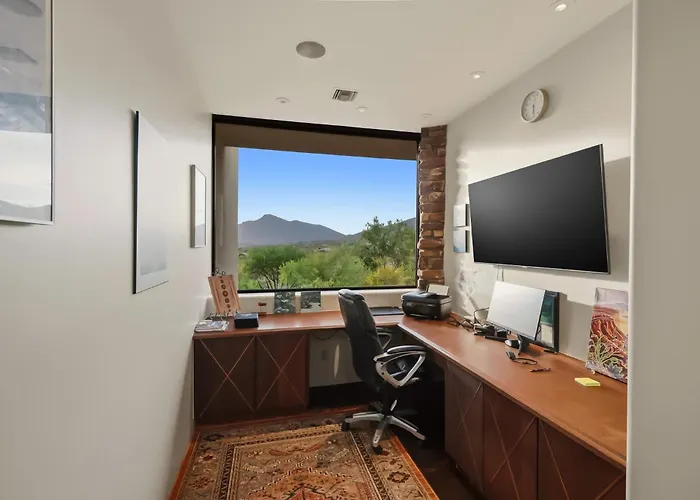 Family 4br Oasis With Pool And Modern Living Dom wakacyjny Scottsdale
