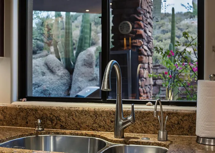 Family 4br Oasis With Pool And Modern Living Dom wakacyjny Scottsdale