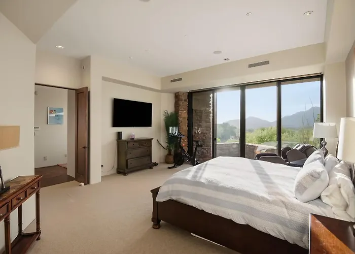 Family 4br Oasis With Pool And Modern Living Dom wakacyjny Scottsdale